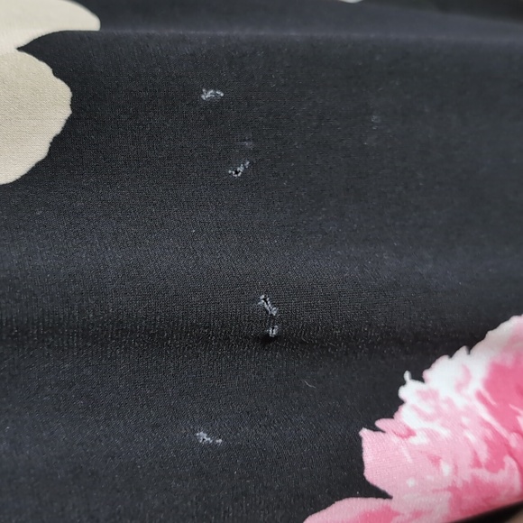 Calvin Klein| Black Blouse White and Pink Floral Design Polyester Spandex Blend - Picture 7 of 15